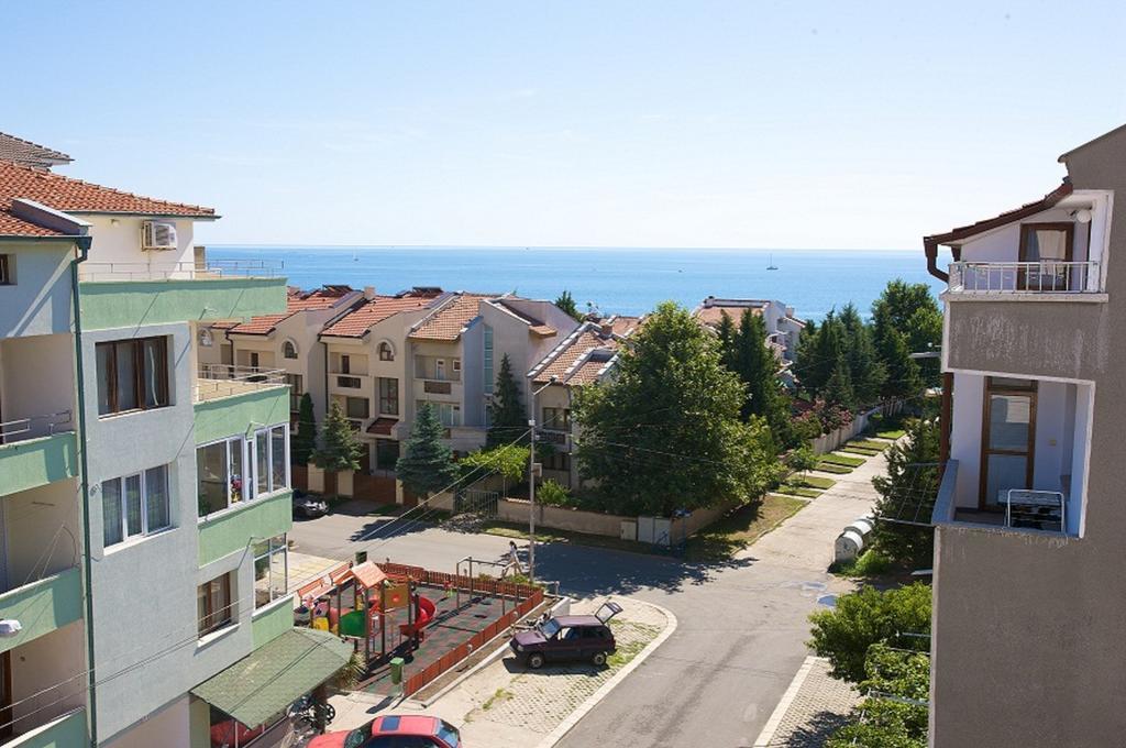 Elvira Hotel Ravda Bagian luar foto